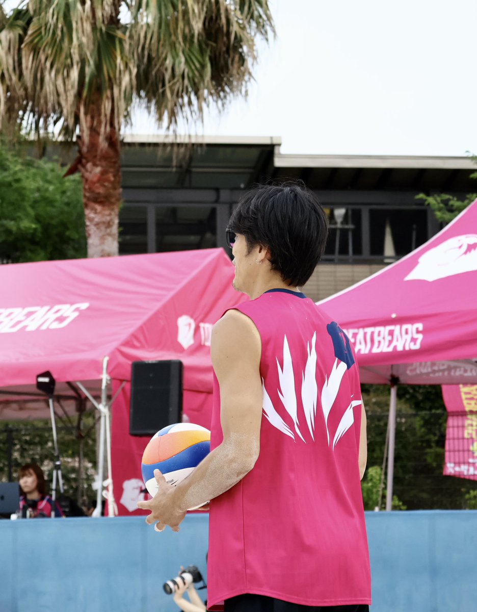 oku146's tweet photo. サーブ🏐
からの イン！てしてるアキさん

#東京グレートベアーズ
#スナバレー https://t.co/iDiUbCHhYc