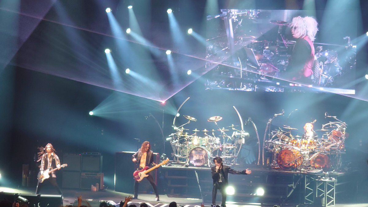 ROCK_SHOW_TIME's tweet photo. 7/5 #LUNAPICK 
今日は2階席後方で前にノッポさんがいたこともあってなかなか良いのが撮れなかった。。
10月また良いのを撮らないと！！！ https://t.co/46sZiPF0Dy