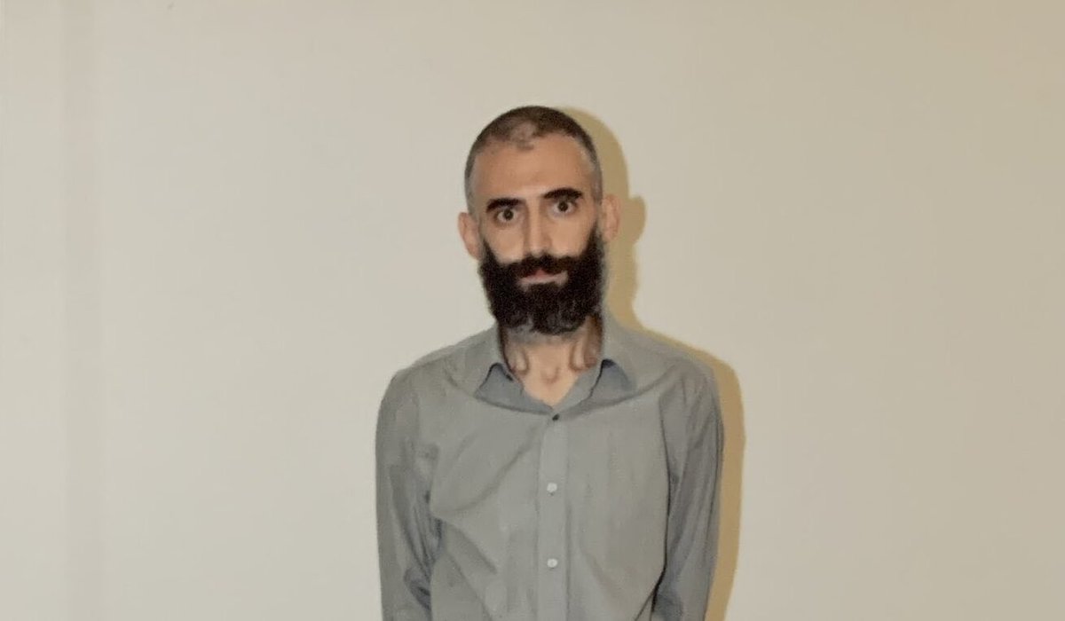 ibrahimyesilsol's tweet photo. Cezaevindeki her tutuklu ve hükümlünün yaşatılmasında en büyük sorumluluk devletindir.

Kuyu tipi olmayan bir hapishaneye sevk talebiyle 267 gün boyunca açlık grevinde olan Gürkan Türkoğlu maalesef yaşamını yitirdi.

Bu ölümlerin sorumluluğu başta Adalet Bakanlığı olmak üzere Kuyu Tipi Hapishaneleri inşa eden siyasal iktidardadır.
#KuyuTipi