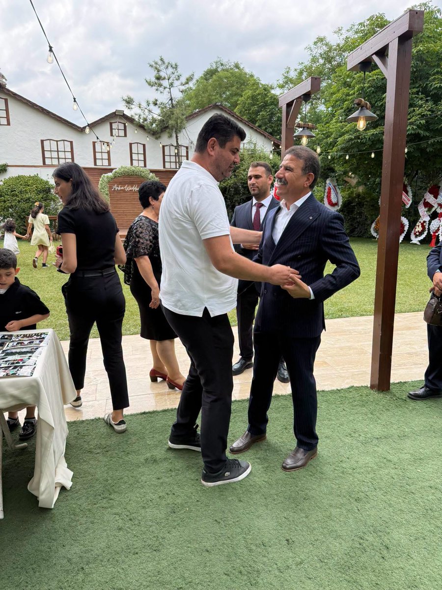 recepdere78's tweet photo. YENİ EVLENEN ÇİFTLERE ÖMÜR BOYU MUTLULUKLAR DİLERİZ...

H İ Z M E T - İ Ş  S E N D İ K A S I 
GENEL BAŞKAN YARDIMCIMIZ CELAL YILDIZ BAŞKANIMIZIN; 

Bu güzel ve mutlu gününe katıldık.
HACER ve EREN çiftine ömür boyu mutluluklar dileriz. 

HAYIRLI UĞURLU OLSUN... https://t.co/YMFwocydW5