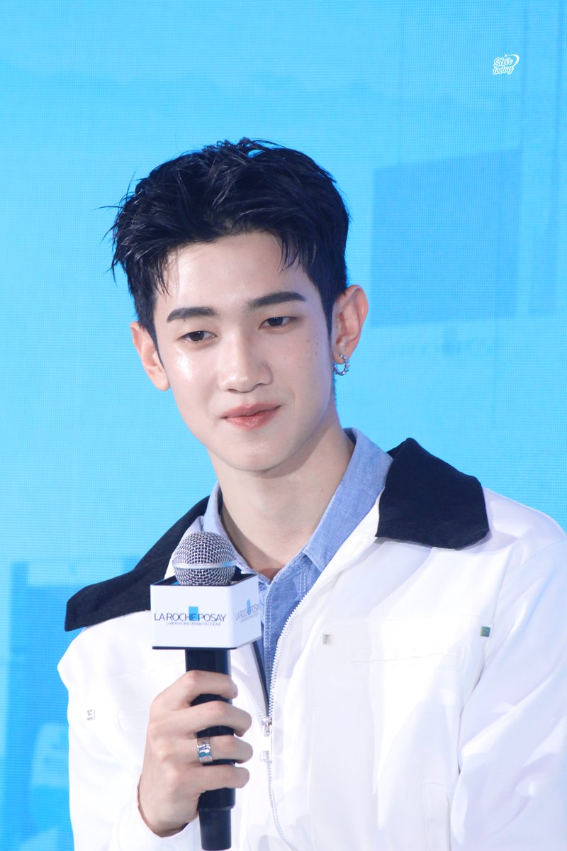 StarTodayEnt's tweet photo. “โปรเกรส” ร่วมงานเปิดตัวผลิตภัณฑ์ “La Roche-Posay La Roche-Posay Effaclar Supra Molecular Oil & Pores Correct” ยกระดับการดูแลผิวมันด้วยนวัตกรร��ระดับโมเลกุล

LA ROCHE POSAY EFFACLAR X AMPG
#EffaclarXAlmondProgress

#ProgressPassawish
#เฟรชเจลชุ่มชื้นแต่ไม่มันนาน48ชม
#LaRochePosayEffaclar #EFFACLARSUPRAMOLECULAR #LAROCHEPOSAYTH