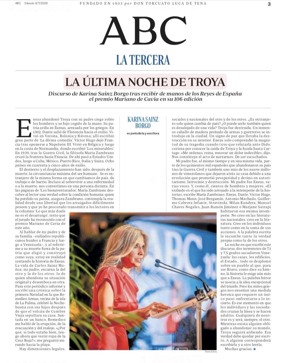 Lleng7's tweet photo. “Pero los mitos griegos nos enseñan una medida heroica que requiere un único paso: enfrentarse a lo incierto”. 

En el exilio como en la vida. Standing ovation, @karinasainz https://t.co/2ex3s7b4Kr