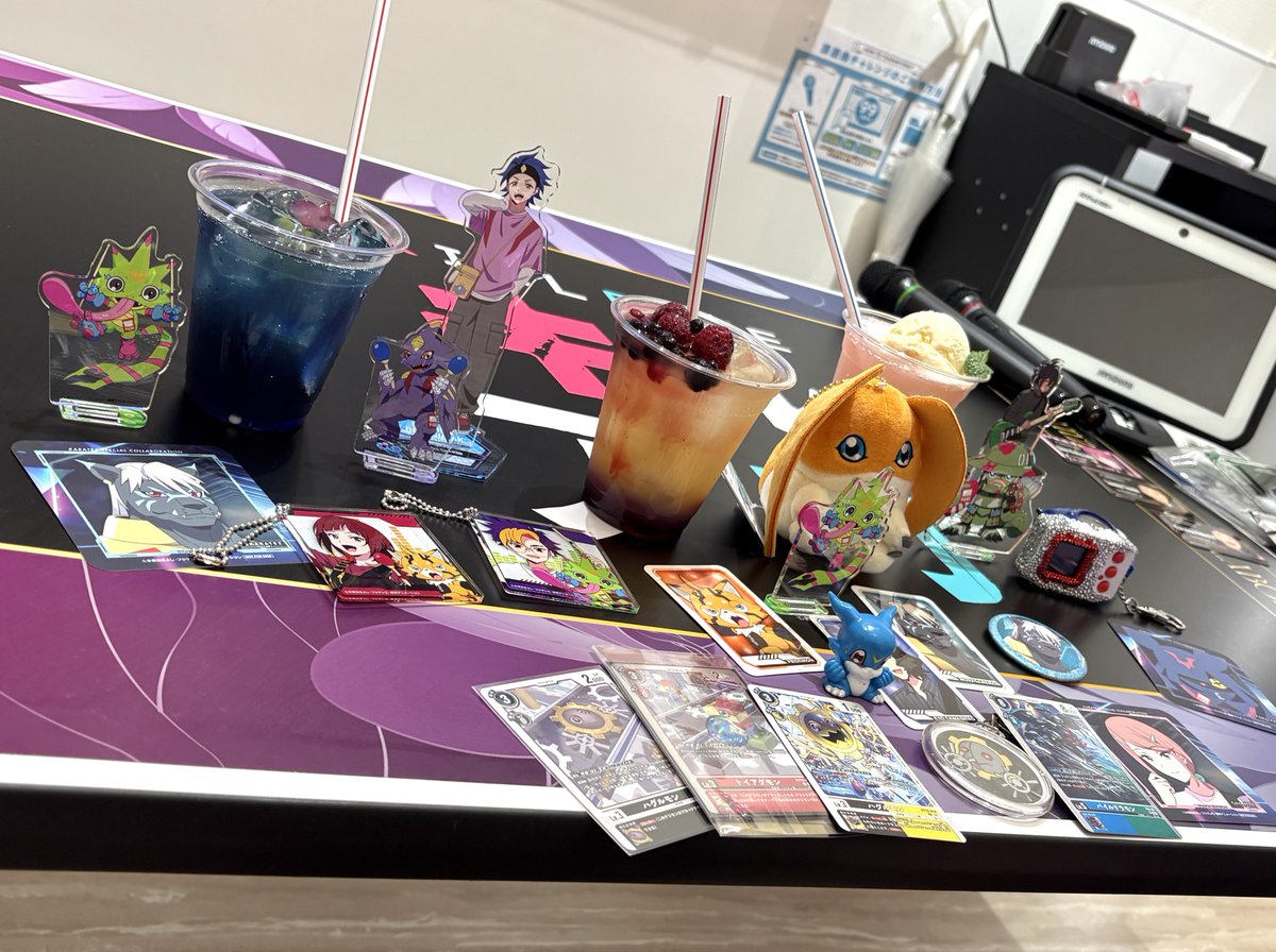 rokusuke59's tweet photo. ビートブレイクカラ鉄コラボ行ってきました〜！
デジモンの曲いっぱい歌えて最高に楽しかったです🕺 https://t.co/10X1wKixis