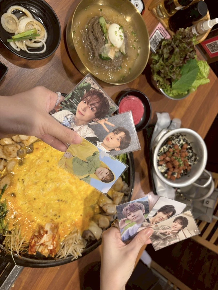 everyone_30's tweet photo. もんちゃんと初めまして🦊🍊
モダン韓食堂と可愛いカフェに行けてたくさん食べてたくさんお喋���🤍とっても楽しかった~~♩⋆˙⟡
まだまだ喋り足りないのでまたご飯いこうね🍻 https://t.co/5J5E0hhcnX