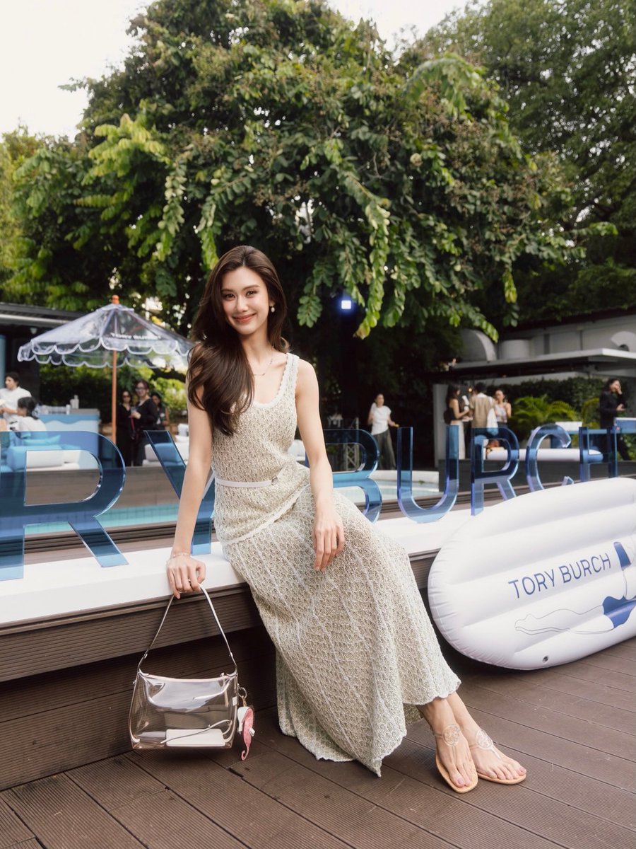 LalinaLena1999's tweet photo. 📸[050726]
 IG Post : lalinalena  

Celebrating the opening of the first TORY BURCH Rodeo Concept Flagship Store in Southeast Asia at ICONSIAM, followed by the Splash Club Party.

@toryburch 
#ToryBurch #ToryBurchPreFall26
#lalinalena #ลีน่าลลินา https://t.co/MzN4x5lwsg