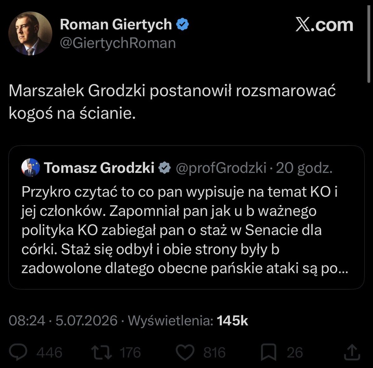 czardam's tweet photo. Grodzki pisze, że „skoro ogarnęliśmy Pana córce staż w Senacie, to teraz nie powinien Pan krytykować KO”.

Pisze to w samym środku afery dotyczącej układów i układzików

A Giertych jeszcze ten wpis Grodzkiego chwali i podbija 😀

Oni serio kompletnie okleili się od rzeczywistości https://t.co/ooICvQWv8P