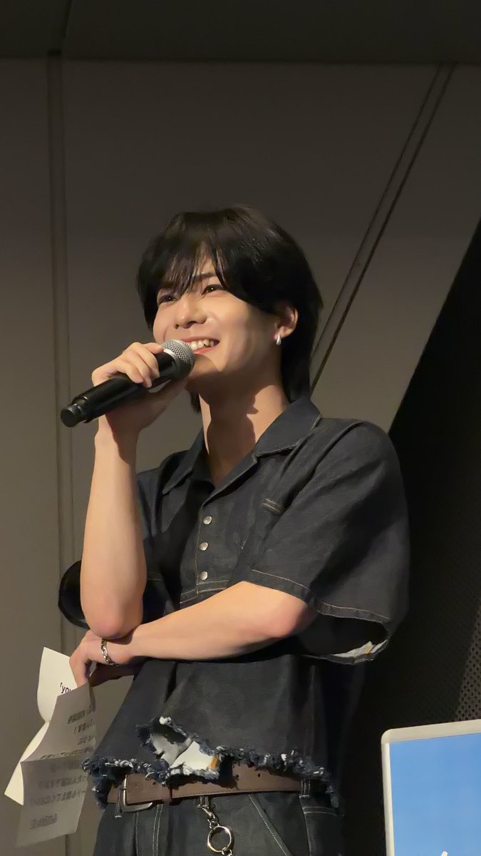 TAICHISEKAIICHI's tweet photo. たいちめっちゃ近く来てくれて✨ネ申✨⁠

 #ユアスカ  #DXTEEN  #谷口太一 https://t.co/d4sISAyFfP