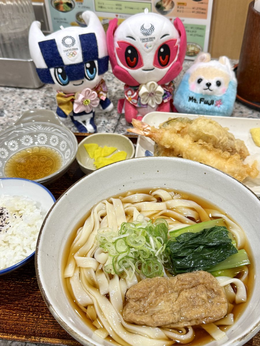 momoringo_2000's tweet photo. 名古屋の思い出(?) 🗓️7/3
💙滞在時間5時間くらいトワッ🥢
🌸それでもきしめんは全部ソメのよ✨
#ミライトワ #ソメイティ #ミラソメ
#Miraitowa #Someity https://t.co/eScbvk2cBd
