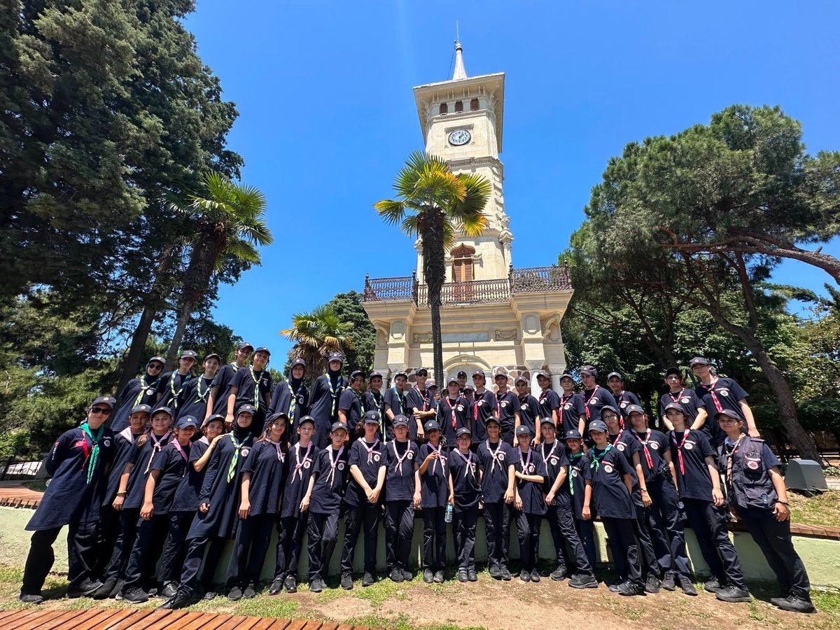 kocaelibld's tweet photo. Kocaeli’nin dört bir yanından bir araya gelen izcilerimizi, “Gez-Gör Kocaeli” ile şehrimizin tarihini, kültürel mirasını ve yaşam alanlarını keşif yolculuğunda buluşturduk. Birlikte keşfettik, şehrimizle kurduğumuz bağı gü��lendirdik. 🌿✨ https://t.co/6ejkQvZUnh