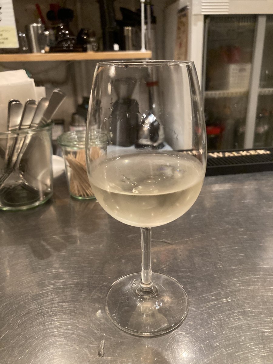 monopiiip's tweet photo. 韓国料理からのワインバー🍷 https://t.co/AQ9g5b6fVP