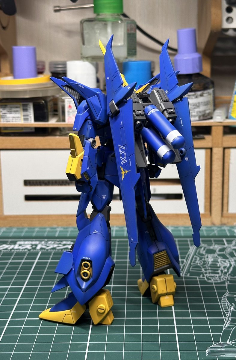 oztm4's tweet photo. バウ　レズン機完成しました〜！
寝かせすぎてやっとの完成ですw
まだ武装は終わってませんが....
ジョニーライデンの機体はどんどん作っていきたいですね〜
#ガンプラ
#ガンプラ好きと繋がりたい
#ジョニー・ライデンの帰還 https://t.co/LHLMTJHRXQ