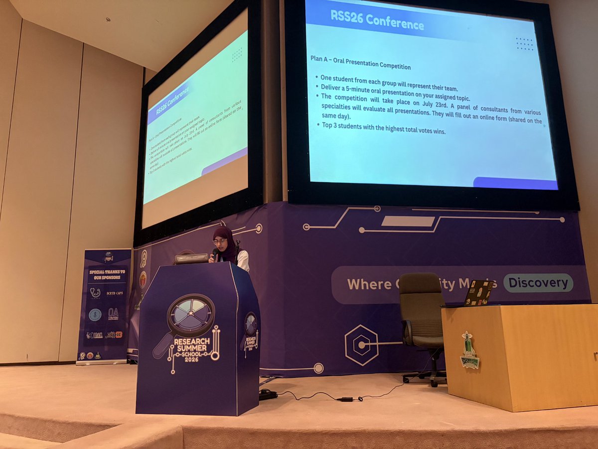 Research__PC's tweet photo. Recap of #RSS26 Day 1

​We started with the RSS26 orientation and ended with "Research Ideas and Literature Review" lecture by our spectacular speaker, Dr. Lauy Alattas!

​Share your favorite memories from today with us in the comments! 👇 https://t.co/bkkT9scXWt