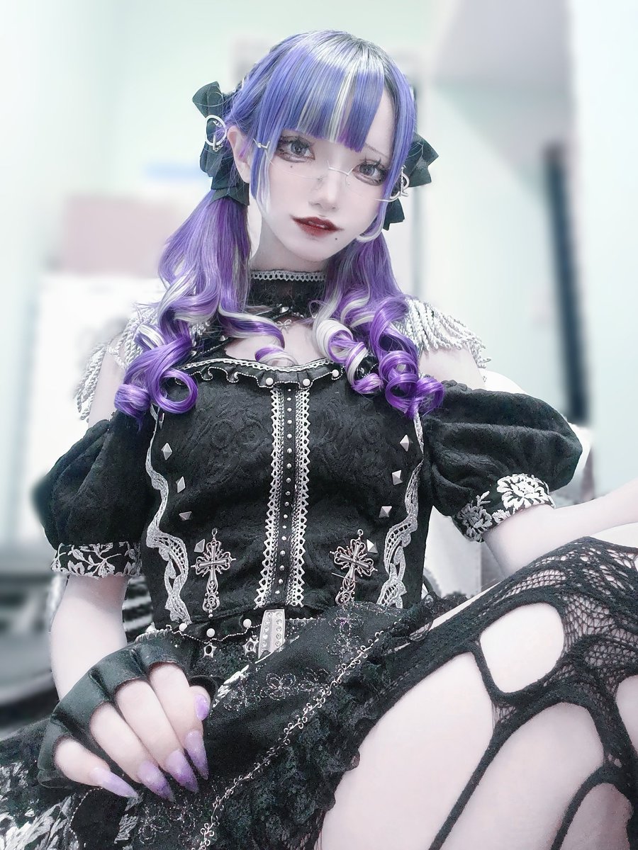 銃痕リリス【白黒アリス】 tweet media