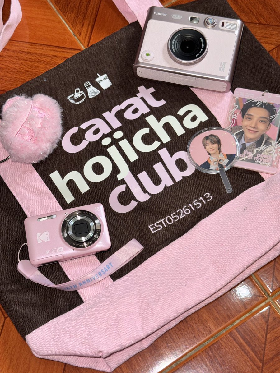 bytwinklets's tweet photo. carat hojicha club will also available in the form tommorow!🩷🤎 https://t.co/7WDUSavAEu