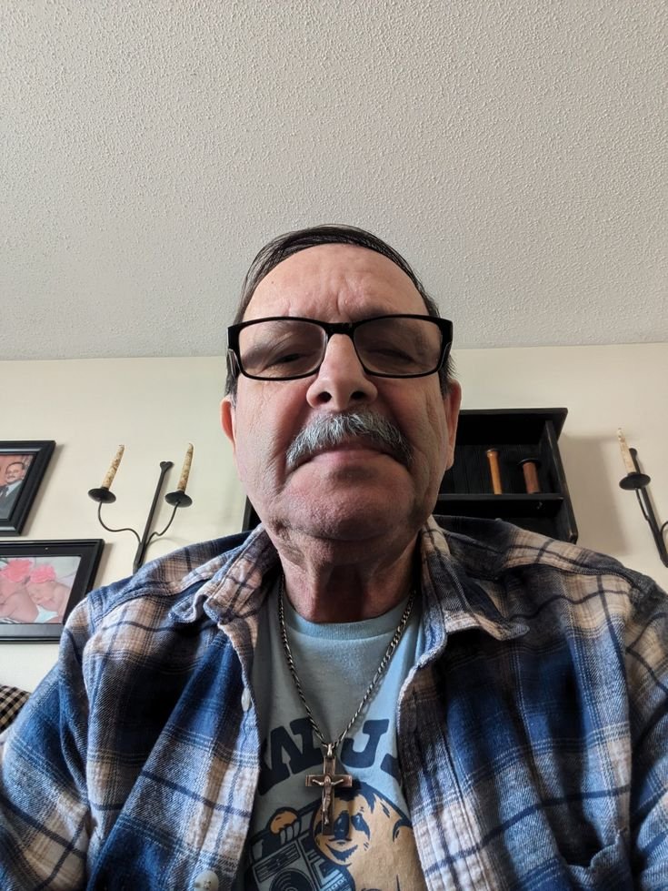 ioaoi27235772's tweet photo. I'm 57 yr old from California USA and looking for a real relationship https://t.co/LHiMnmBi0m