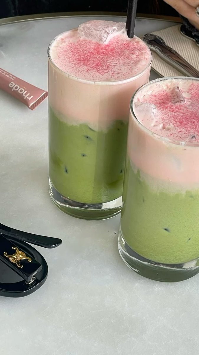 daily_dolce's tweet photo. Let's go get some matcha 💚 https://t.co/38UNeWnUWN