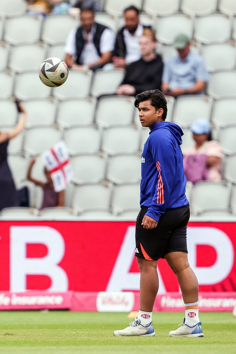 Vaibhavsooryava's tweet photo. ⚽💫 https://t.co/LgkW3s9vI9