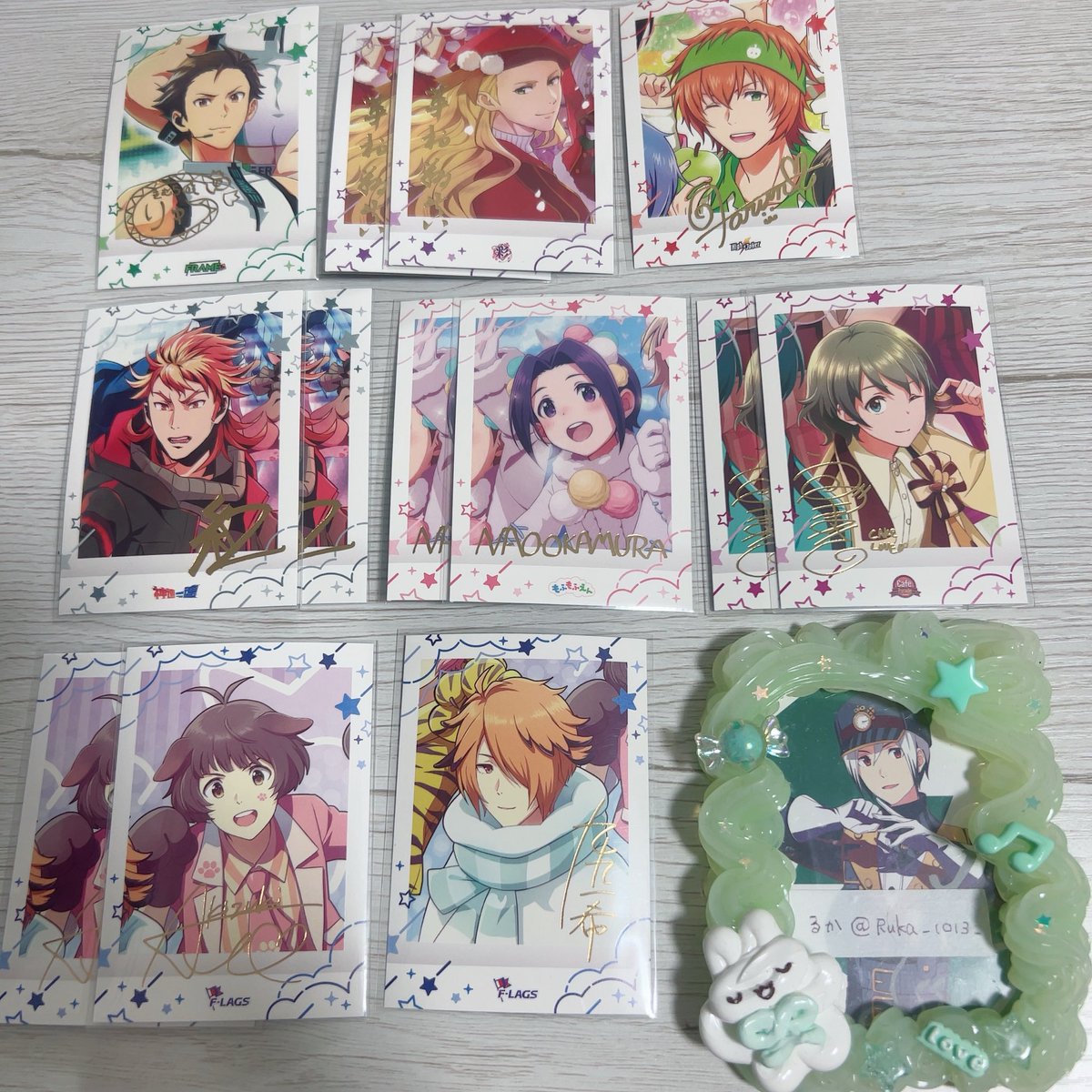 Ruka_1013_'s tweet photo. 【交換/譲渡】SideM ぱしゃこれ 第10弾 9弾 リメショ 箔押し

譲 輝 麗 龍 キリオ 翔真 隼人 旬 春名 朱雀 幸広 咲 巻緒 直央 涼 一希

求 想楽(10弾 9弾 8弾 5弾)or 10弾500円＋送料、9弾400円＋送料＞雨彦 アスラン 百々人

✧郵送のみ📮

お気軽にお声かけください🙇🏻‍♀️ https://t.co/ZLbYMlGkVB