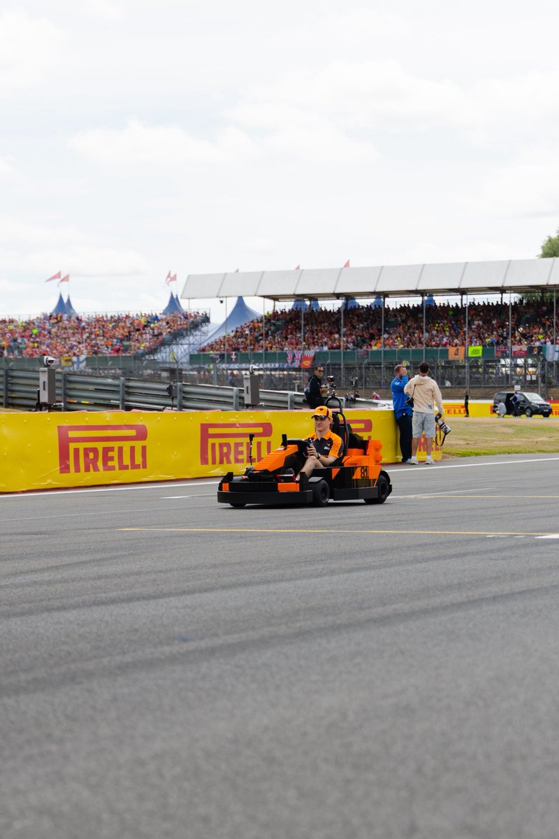 McLarenF1's tweet photo. A whole lot of fun 😁🧱

#McLarenF1 | #SparkWhatsNext | #BritishGP 🇬🇧 https://t.co/8ons7qJ1Fp