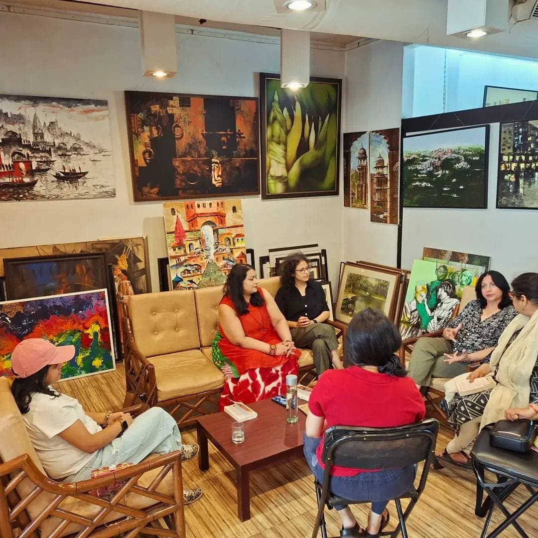 ShobhaSengupta's tweet photo. A book club session at Quill And Canvas https://t.co/s2I4LJAo1x