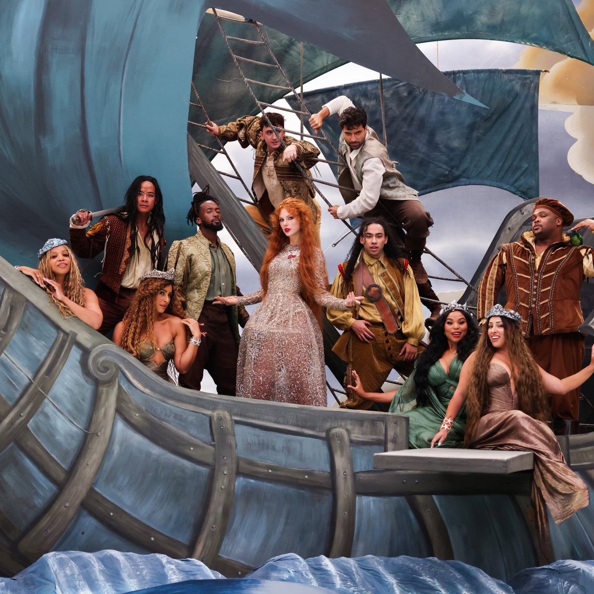TChartSwift's tweet photo. “The Fate of Ophelia” returns to YouTube Global Top 15 with 1,102,310 views in its last 24 hours. It's the biggest streaming day since May. https://t.co/OA7LDohtyT