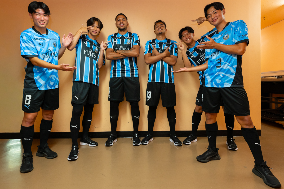 frontale_staff's tweet photo. 本���、洗足学園音楽大学にて「2026/27新体制発表会見」を実施しました。

会場に集まっていただいた皆さん、YouTube配信をご覧いただいた皆さん、ありがとうございました!
改めて、皆さんの前で新加入選手を迎え入れることができ、嬉しく思います!

今シーズンも共に戦っていきましょう!!

��広報】 #frontale  #2026_27川崎新体制