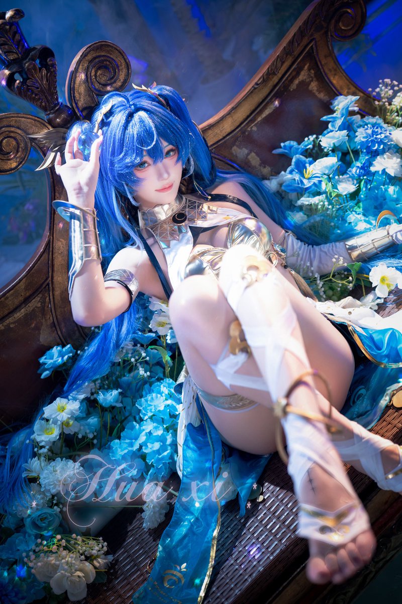huaxiuu's tweet photo. 这期是我定制的自然感尤诺

#Iuno #尤诺 
#鳴潮 
#wutheringwaves 
#cosplayㅤ https://t.co/UALT8SroQm
