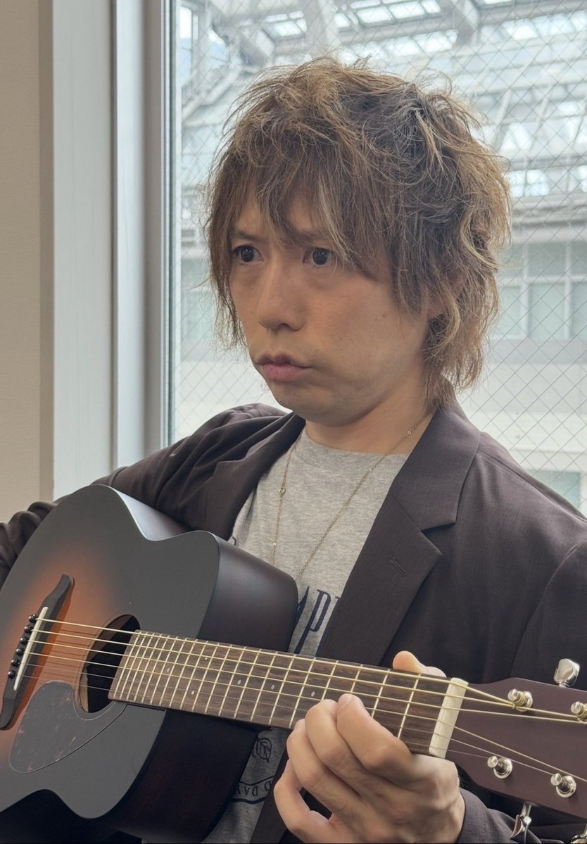 takahashiyu's tweet photo. 15周年ホールツアー、札幌にて無事に完走しました！ありがとうございました！
24年前に札幌の路上で唄うことを選んで本当に良かったです。
次は日本武道館で会いましょう！
#自優悟奏北海道 #自優悟奏札幌 https://t.co/1RhdvQwM2W