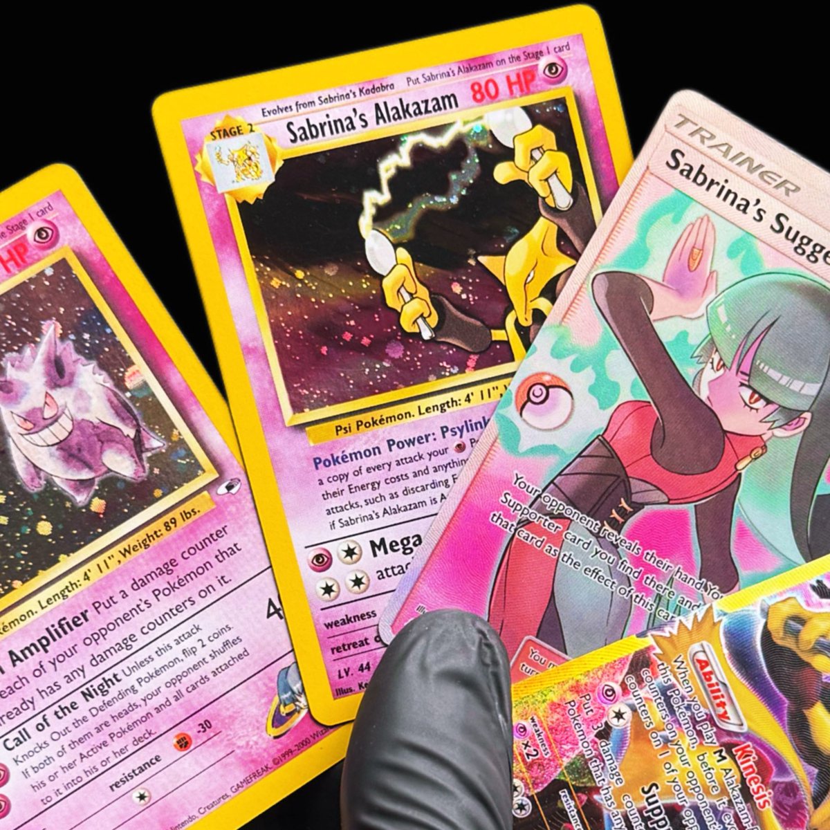 Emera1dbreak's tweet photo. The realm of Sabrina. 🔮

The vintage Gengar has to be one of the most iconic cards. 🌀 https://t.co/00jnF88GIR