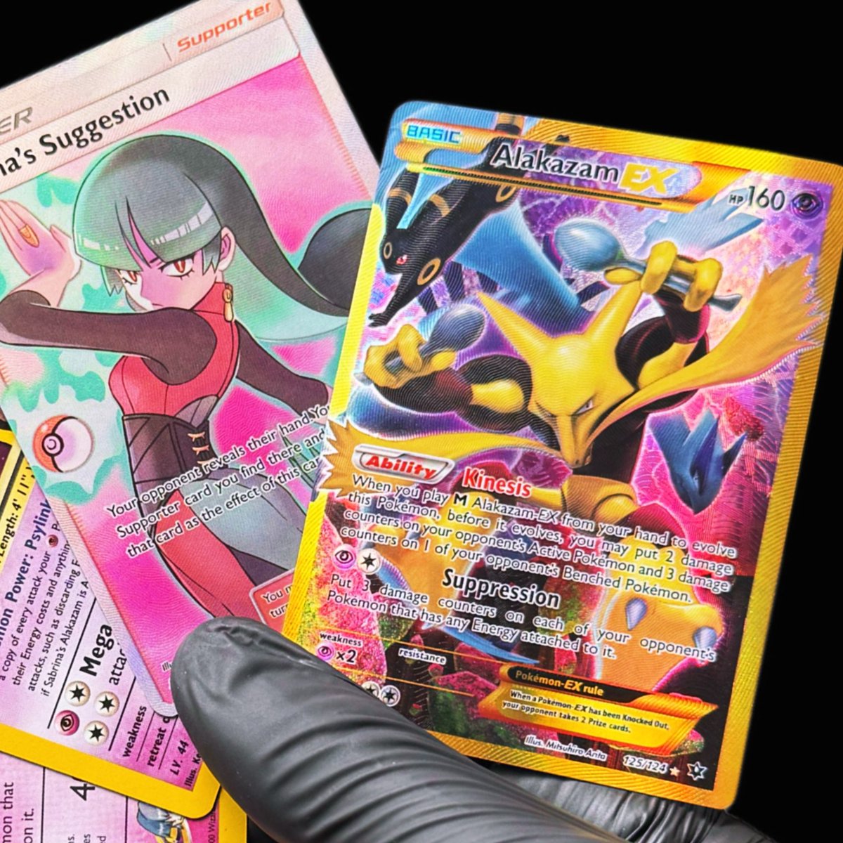 Emera1dbreak's tweet photo. The realm of Sabrina. 🔮

The vintage Gengar has to be one of the most iconic cards. 🌀 https://t.co/00jnF88GIR