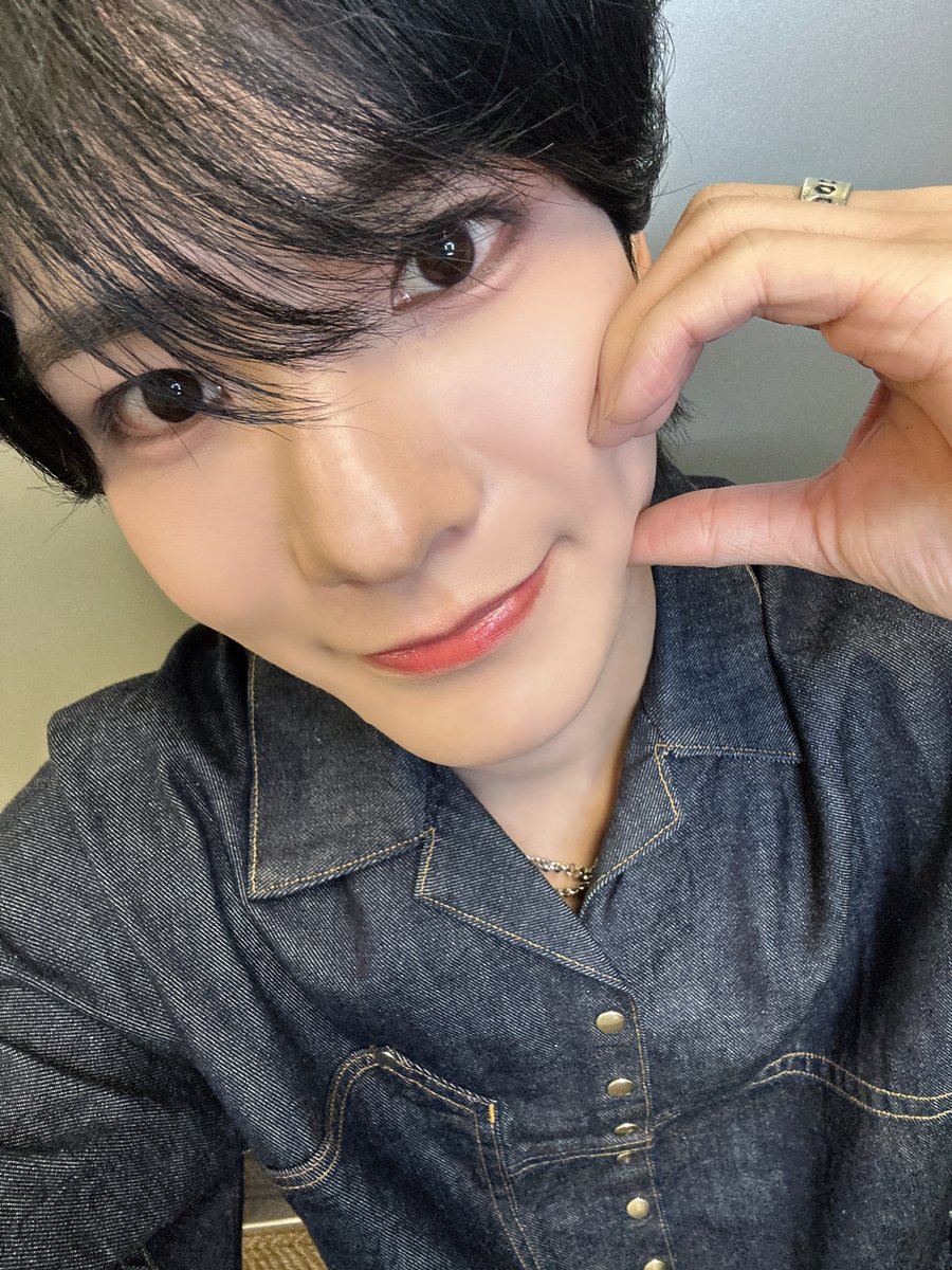official_DXTEEN's tweet photo. [🦖]

#谷口太一 #TAICHI
#TANIGUCHITAICHI
❤️https://t.co/aLNP8s8o41

ユアスカ第1話先行上映会ありがとうございました😊

末次類斗役を演じさせていただく谷口太一です🦖
みなさんと素敵な時間を過ごせて幸せでした！！！！
そして！DXTEENの「Our Sky」がエンディング主題歌に決定したー！
嬉しすぎてどこまででも飛んでいけそうです☀️

ぜひ8月1日の初回放送を楽しみにしていてください！

@yourskyhare_mx
YOUR SKY Hare Nochi Koi
#YourSkyJP_Premiere
#ユアスカ #YourSkyJP
#DXTEEN #DXTN #DXTEEN_OurSky