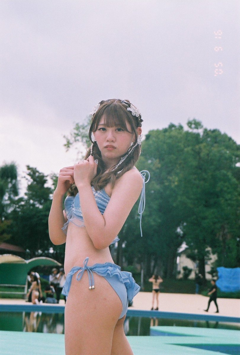 humansystem0806's tweet photo. @kirari_yumeno ナギイチやなあ、キミは✨
水色水着姿も数年で成長されたわ。
さあ…暑い夏が来るわよ♪ https://t.co/FuECYp9vyS