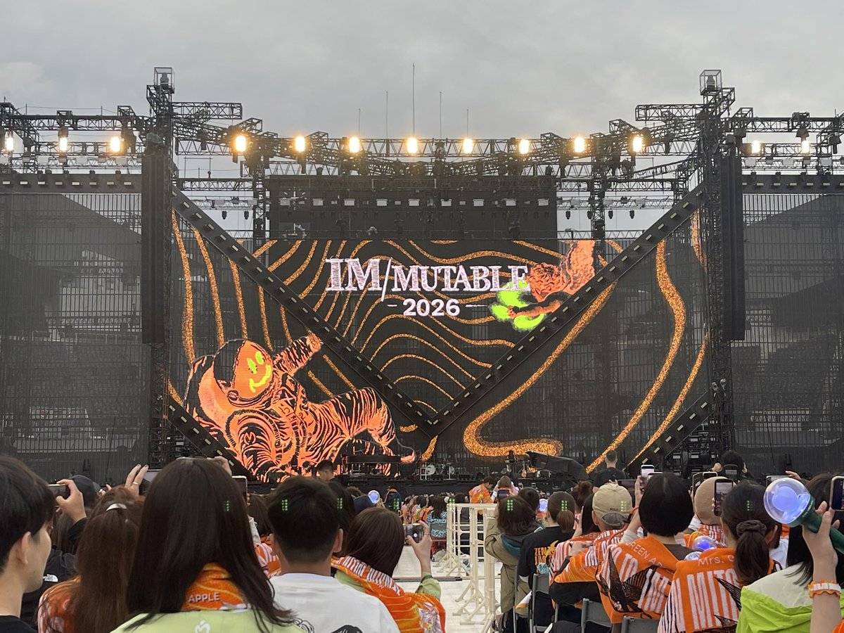xk9ly's tweet photo. ゼンジンほんとに最高でした
#ゼンジン未到とイミュータブル
#ヤンマースタジアム長居 https://t.co/yZ07iXZZf3
