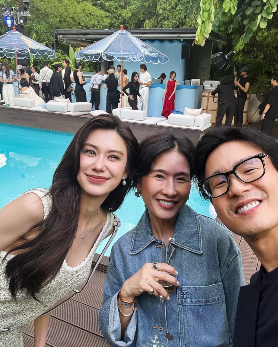 lenamiubooster's tweet photo. Lena Lalina Related Post
🔹Instagram : pinnyppgroup
07-05-2026

Help Us Reach More People: 
Like, Positive Comment, Save &amp; Share! 

#ToryBurchICONopeningxLena
#ToryBurchThailand
#ToryBurchICONSIAM
@lena__lorena https://t.co/qTULr0RKVk