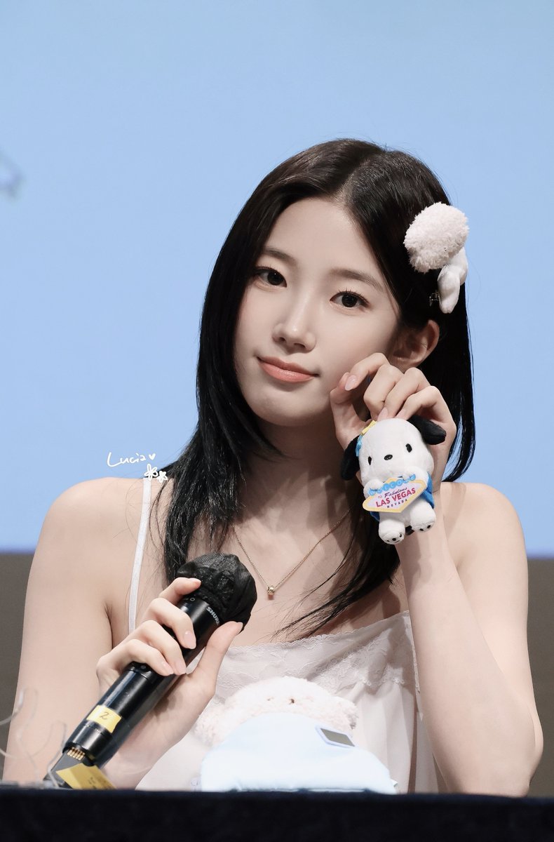 jadelululies's tweet photo. 260705
WITHMUU OFFLINE FANSIGN

Pochacco🐶

#르세라핌 #LE_SSERAFIM
#카즈하
#ルセラフィム #KAZUHA #カズハ https://t.co/XNwpsKx8ZT