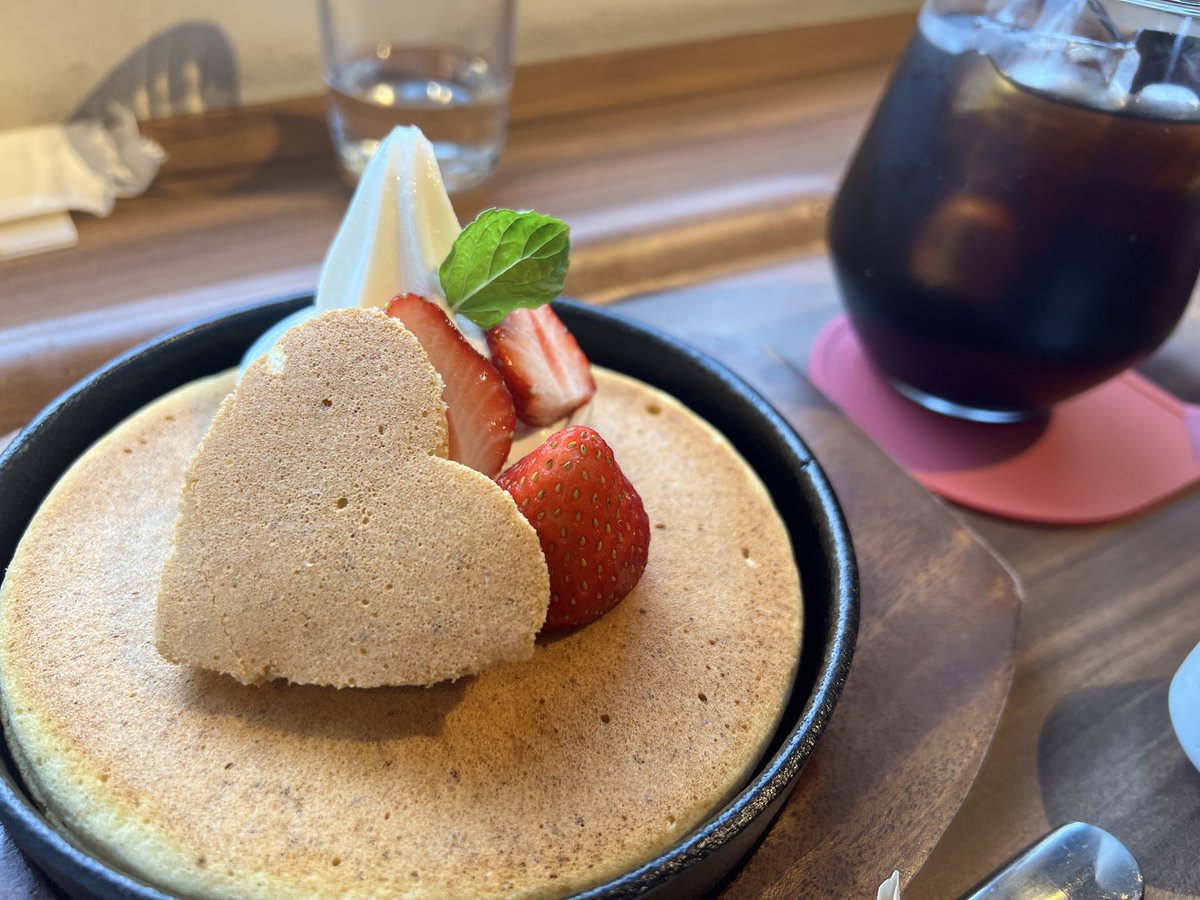 MDLOVE1020's tweet photo. 本日は甘食茶屋結でスイーツ🥞を堪能してきました！ここのホットケーキ大好きなんですよね。ついつい来てしまいます
#甘食茶屋結 #ホットケーキ https://t.co/Bbdj0iIKjZ