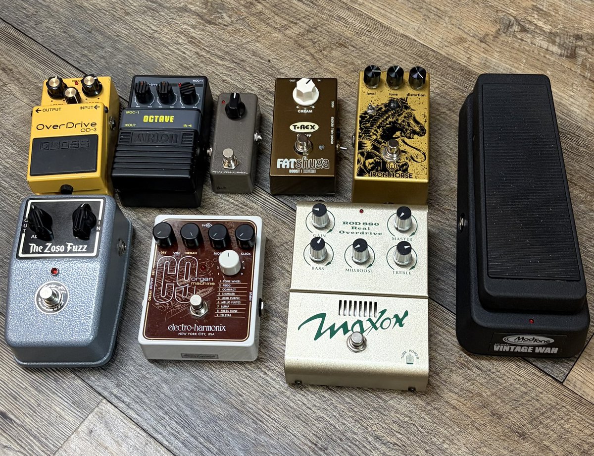 astronauts69's tweet photo. 新入荷⑥
エフェクターやミニアンプも入荷してます！

今週末もたくさんの買取依頼ありがとうございました！

アストロノーツギターズでは引き続き楽器買取を大募集中です！

まずはお気軽にお問い合わせください！ https://t.co/qQ5Ht4YtIH