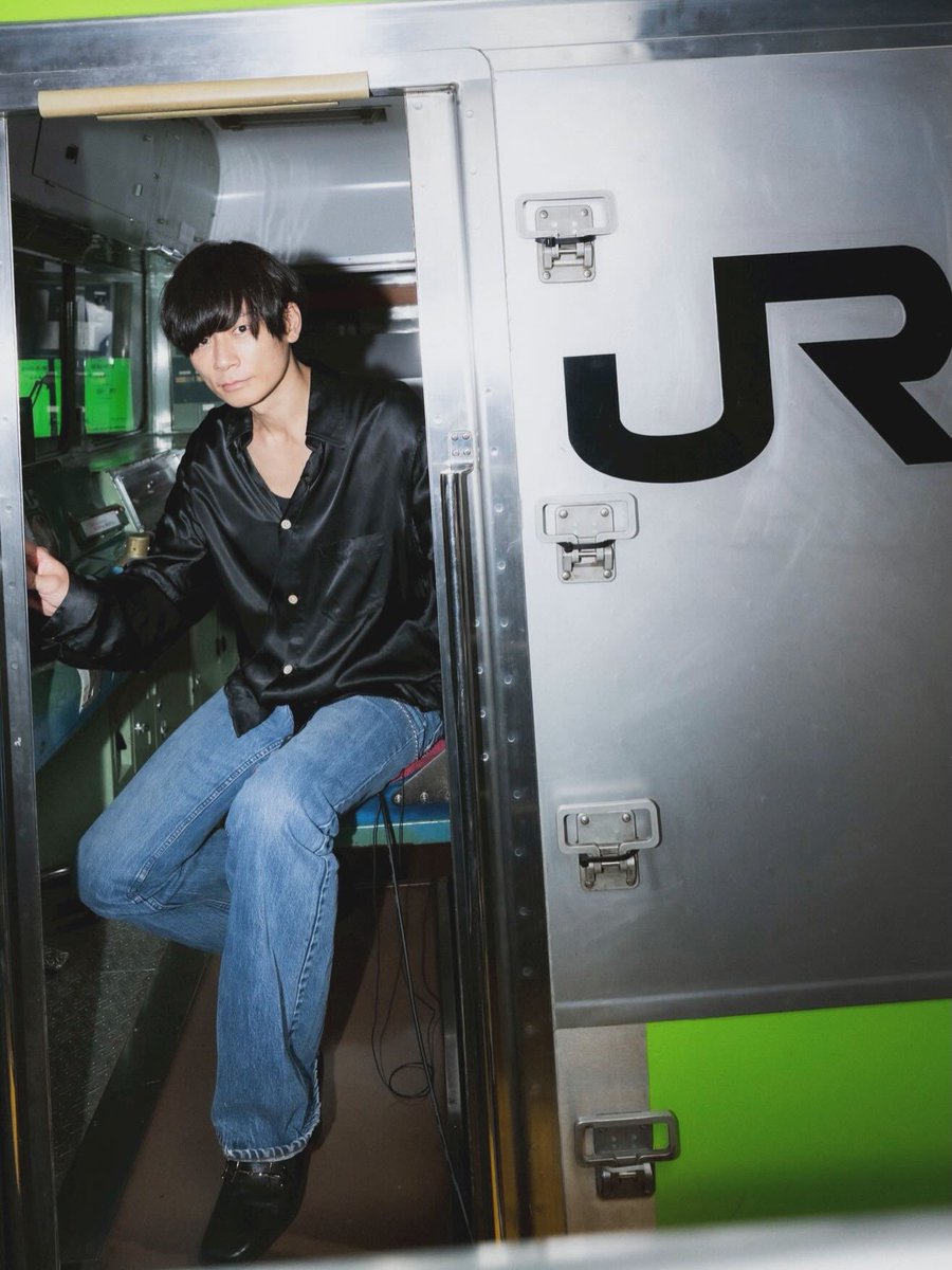 alexandroscrew's tweet photo. 今日は鉄道博物館にて「おとをかし」公開収録でした。
観てくれた人ありがとう。
雨なのにたくさん集まってくれて嬉しかった
（ちびっ子たちも）。
来週のオンエアお楽しみに。

洋平

https://t.co/By7MTyP74b https://t.co/SaXYnBkf5k