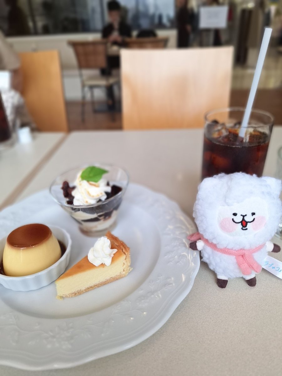 n_kty0313's tweet photo. 最近ブルーの洋服着る事が多くなった🤣💓ぬいはラス１だった🥺 https://t.co/Rul0JY6pfu
