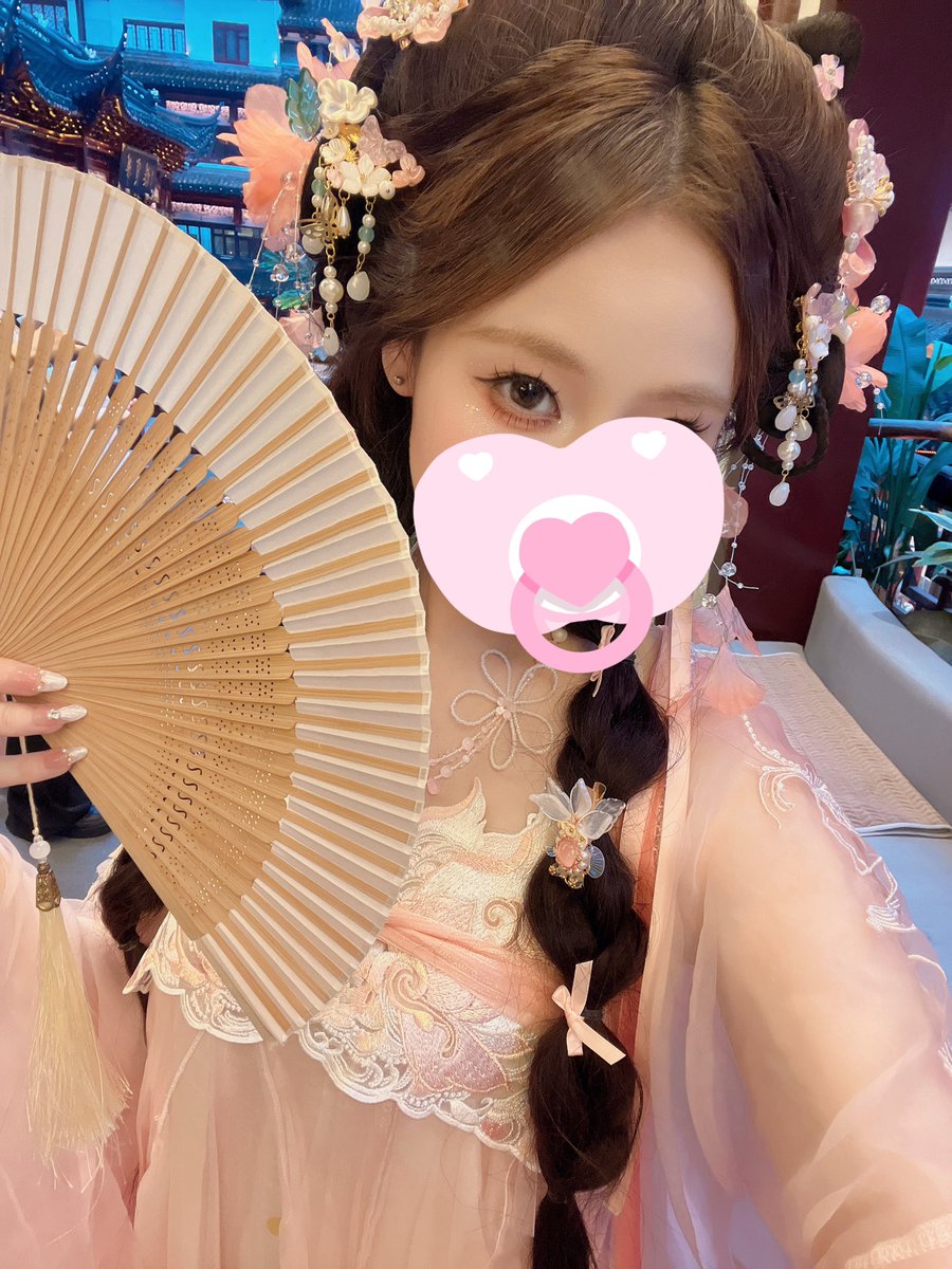 shirobabu's tweet photo. 漢服🐼🇨🇳 https://t.co/t3CXVWsUwe
