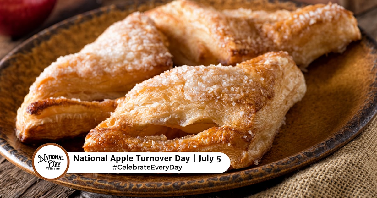JordanWill46355's tweet photo. Horace with some apple turnovers #NationalAppleTurnoverDay https://t.co/6tCfsL9o49