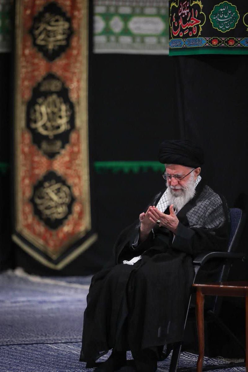 malakehbahar's tweet photo. سلام ای غروب سحرگاه رفتن
#باید_برخاست
#قائد_امت https://t.co/4kourJ2ayQ