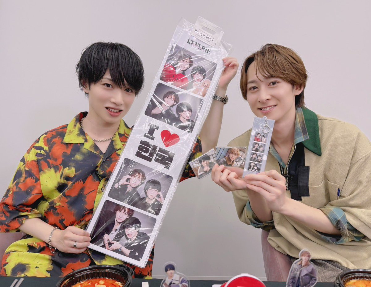 ryousei_tanaka's tweet photo. 『植田のゆる旅.Log』
特別生配信ご視聴ありがとうございました！
旅を振り返りながらでしたが
ばか笑いました😆
ありがたい旅でした。
皆様にも本編を改めて見ていただいたりして笑っていただければなと思います🥴

あー楽しかったっ https://t.co/G0nsX06v3K