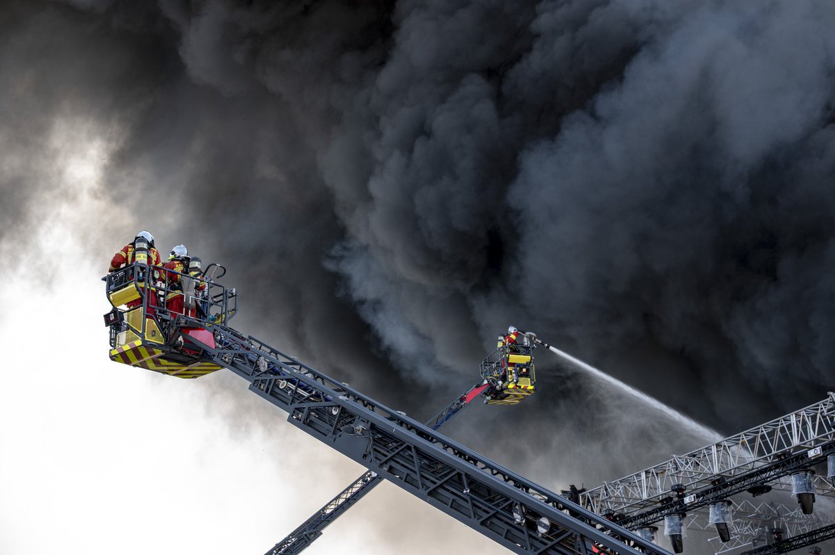 Marins-pompiers de Marseille tweet media