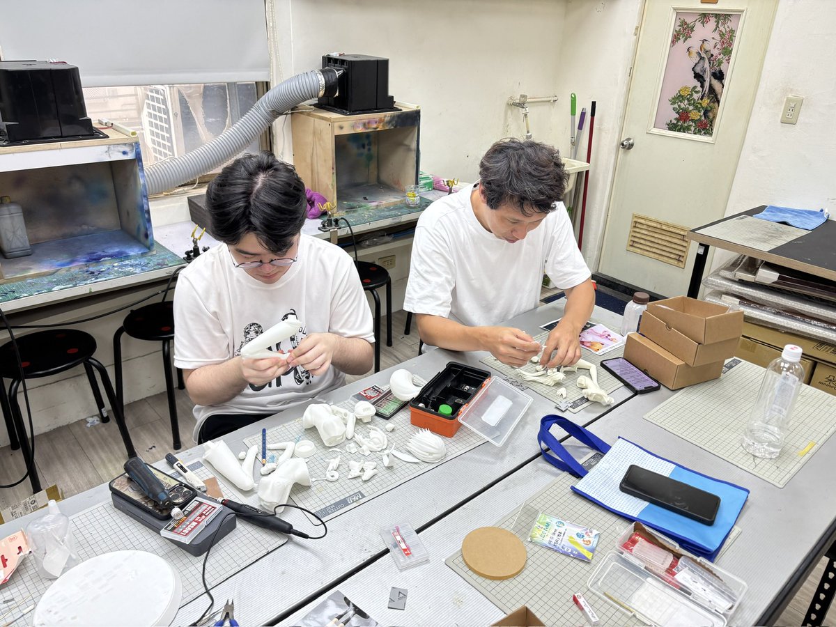 dancatmodel's tweet photo. 7/4
台北人形GK打樁修模課程結束啦，是一個充滿各種工具使用心得，踩雷與推坑的過程～ https://t.co/eyREv6ITq1