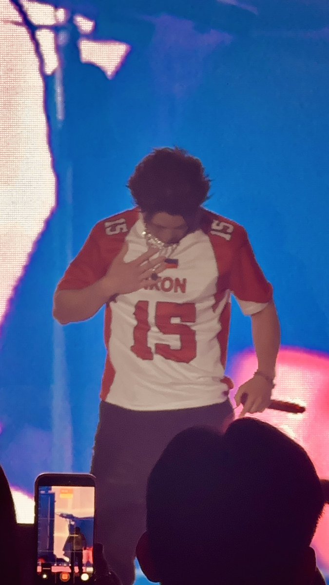 rizEtaL's tweet photo. 🥹🥹

iKON IS BACK
#MNLWaengWaengReady
#iKONinMANILA2026
#iKON_FOUREVER_TOUR_MNL https://t.co/ONGeS6gbu5