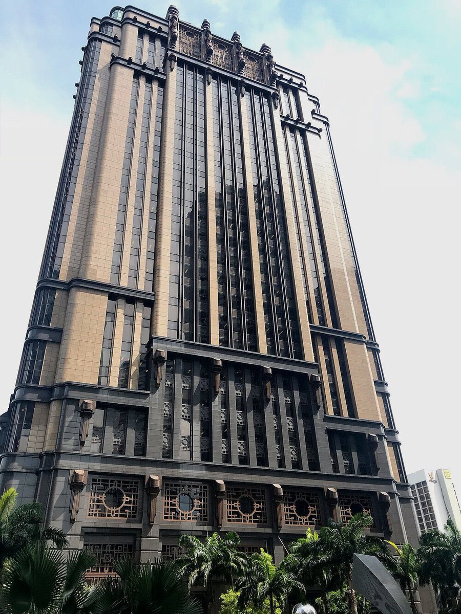 archi_tradition's tweet photo. The peak of skyscraper architecture. https://t.co/h1pXlyBN9R