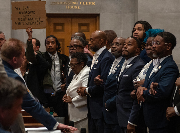 SaltyGoat17's tweet photo. During a special session of the Tennessee House on congressional redistricting House Democrats protested by locking arms on the House floor and blocking aisles.

They also used prohibited noisemakers 

In response the House Speaker stripped all 24 Democrats of their committee and subcommittee assignments 

This is how you deal with unruly children!!