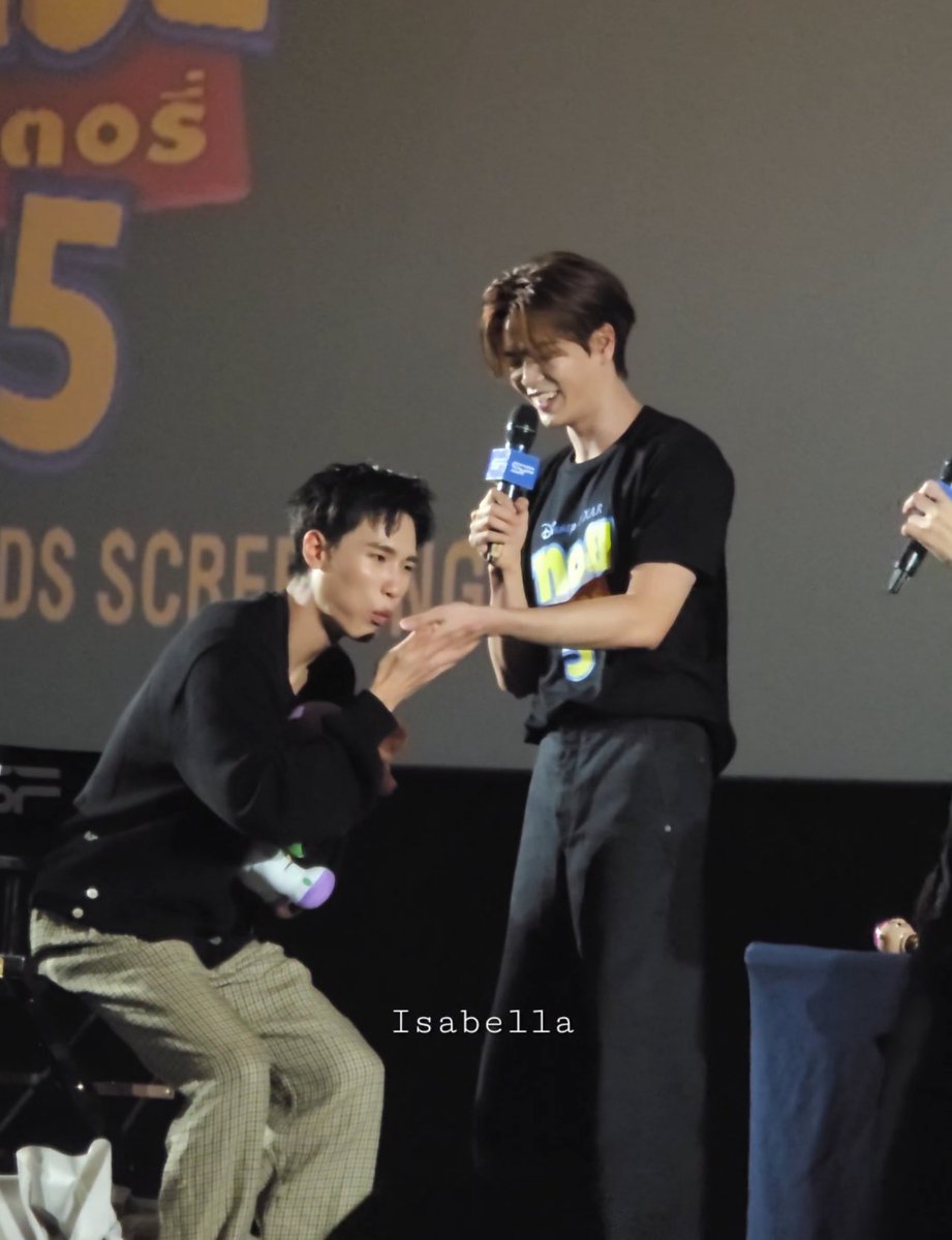 Lila_lu2's tweet photo. I really missed Jumark 😍😭😭 https://t.co/VxttDTk0ud