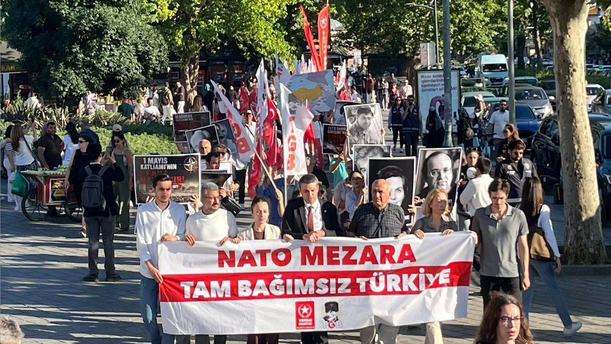 AydinlikGazete's tweet photo. 📌 Vatan Partisi ve TGB'den NATO Zirvesi öncesi açıklama

💥 'NATO'nun hükmünün sona erdiğini ilan ediyoruz'

https://t.co/il1gAGR0sQ https://t.co/AKfkMWqmYe